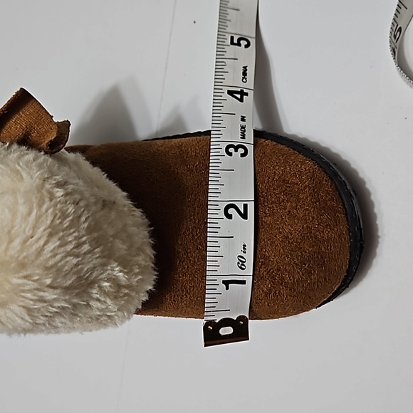Toddler Slip On Brown Winter Boots Size 6 (22) #S-213 - Picture 9 of 9